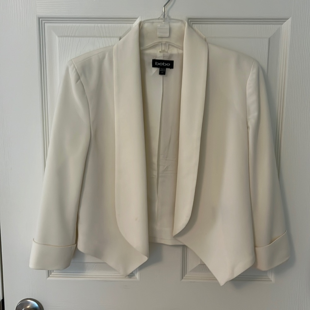 Ivory cropped blazer